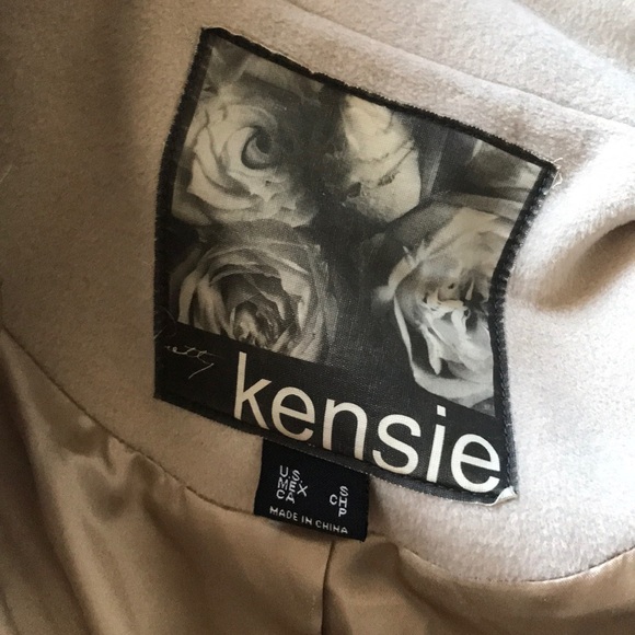 Coat - Picture 4 of 4